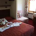 Pavou Aparthotel Cogne