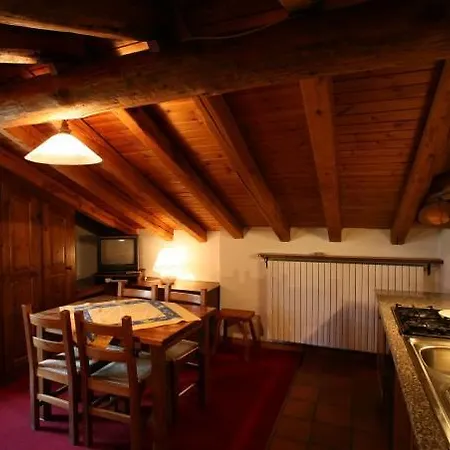 Pavou Aparthotel Cogne