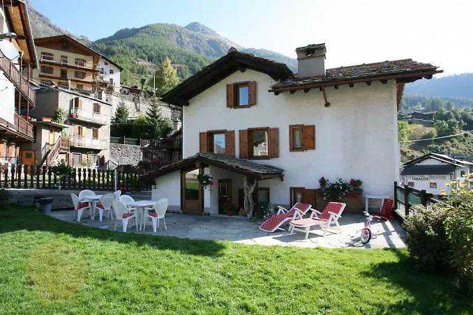 Pavou アパートホテル コー​​ニュ